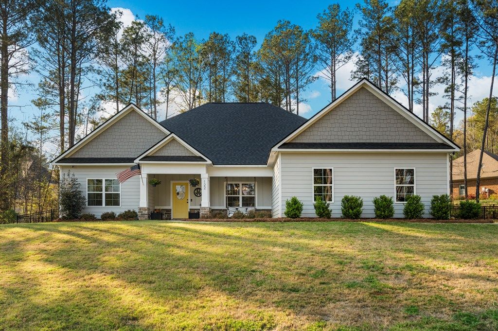 Photo of 122 Lee Road 2121, SALEM, AL 36874 (MLS # 230845)