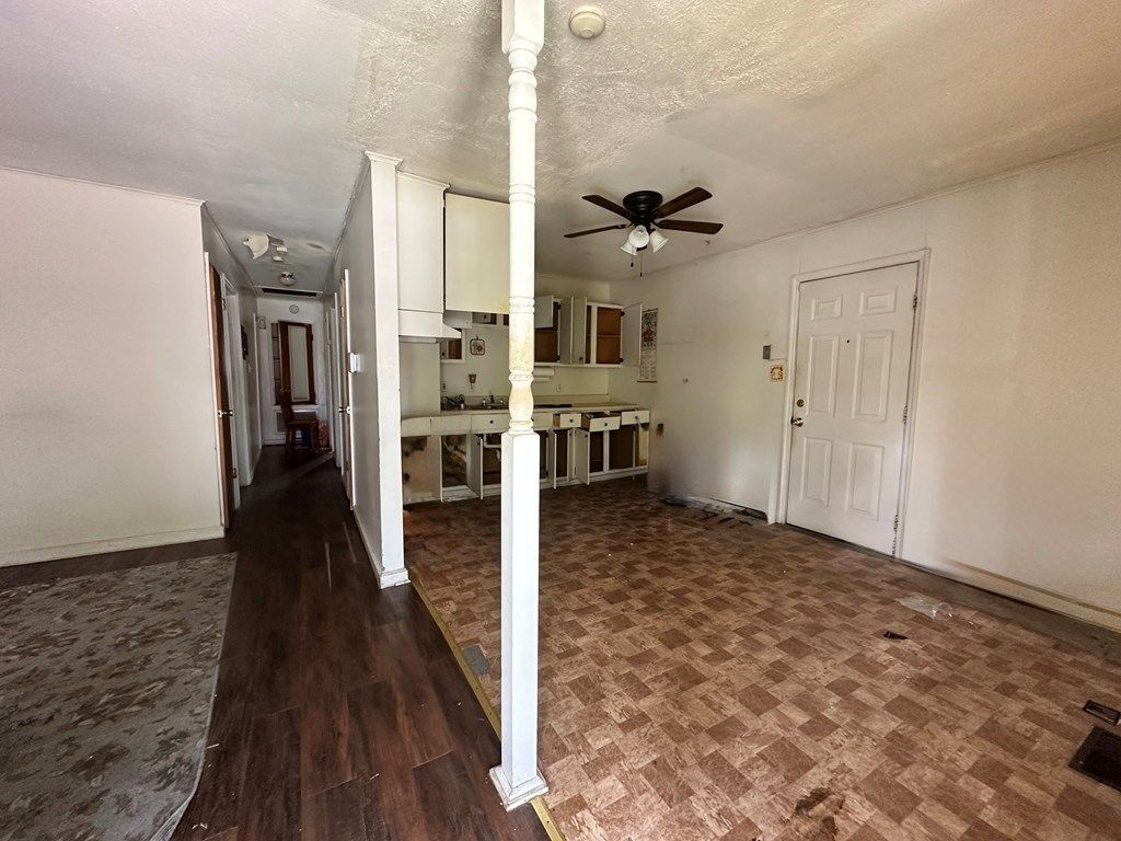 Photo of 1617 McARTHUR Street, ALBANY, GA 31701 (MLS # 231811)
