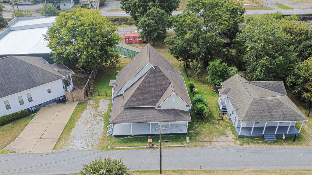 803 19TH STREET