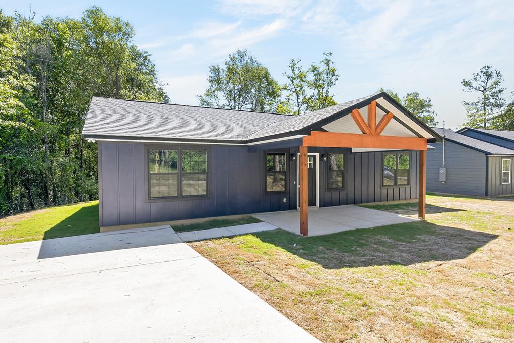 Photo of 732 Moye Road, COLUMBUS, GA 31907 (MLS # 230911)
