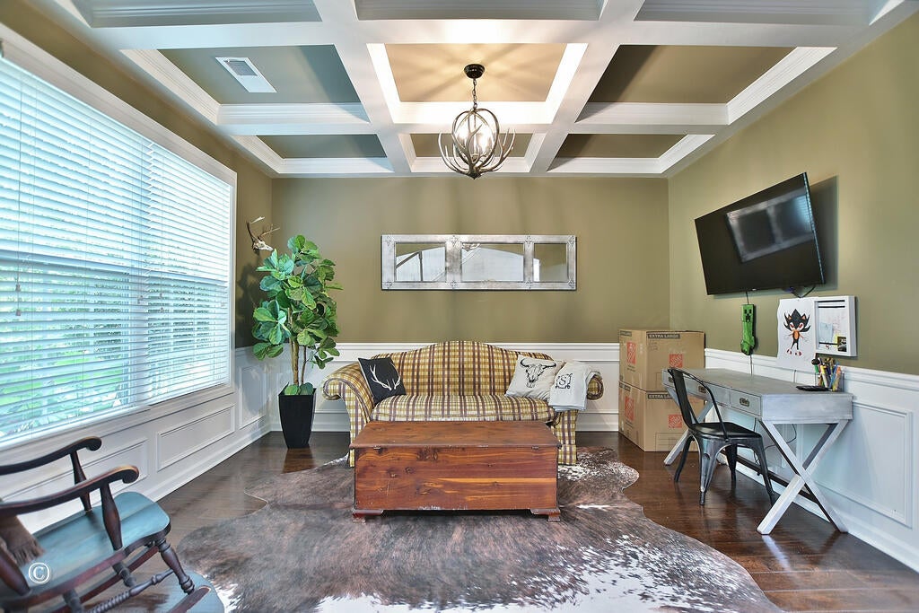 907 BIG SKY DRIVE