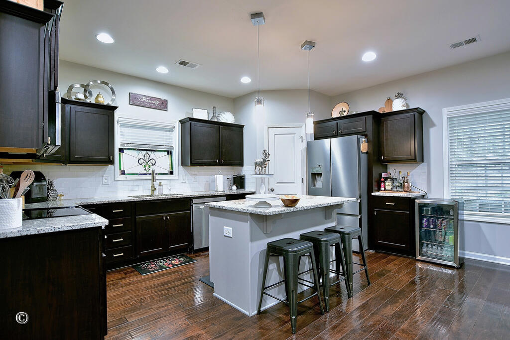 907 BIG SKY DRIVE