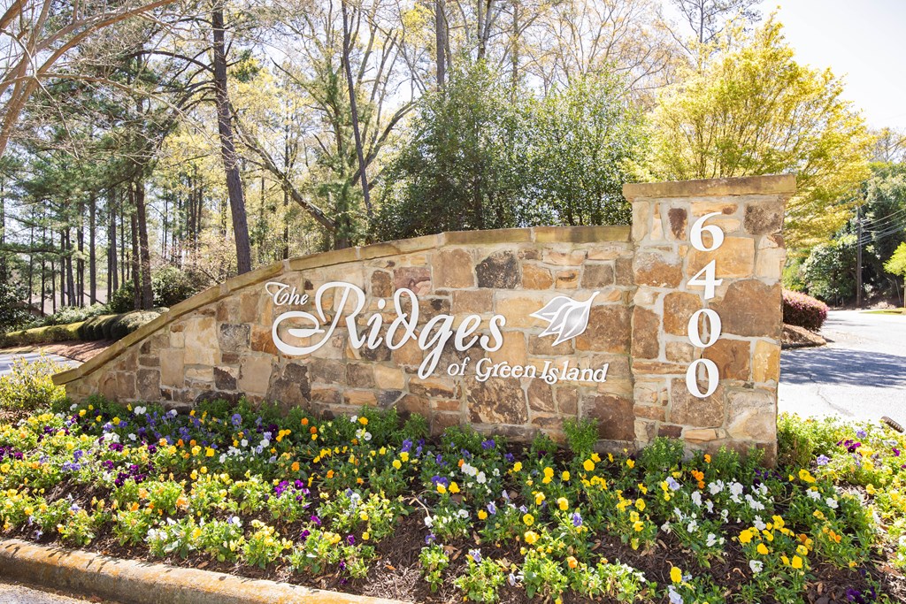 6400 GREEN ISLAND DRIVE 77