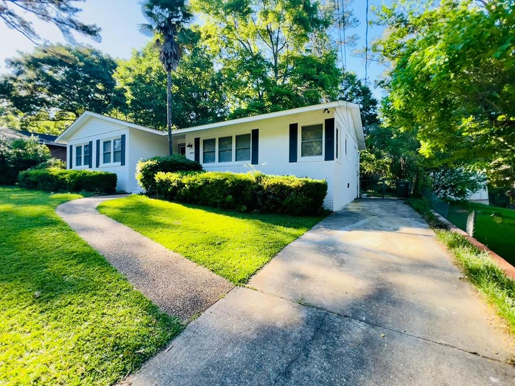 Photo of 4045 E Savannah Drive, COLUMBUS, GA 31907 (MLS # 231861)