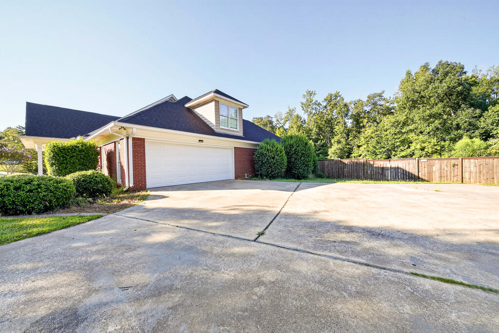 47 ELLERSLIE COURT