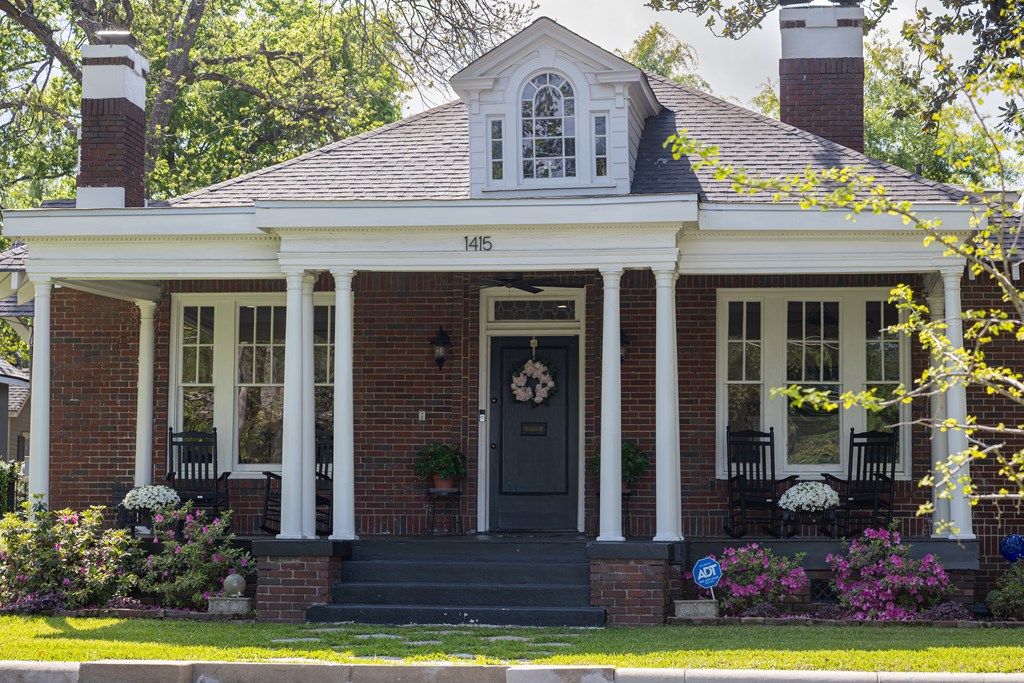Photo of 1415 3rd Avenue, COLUMBUS, GA 31901 (MLS # 231288)