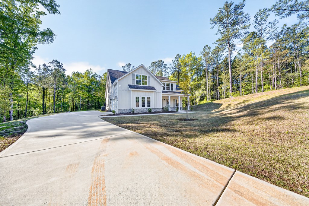 3902 ESSEX HEIGHTS COURT