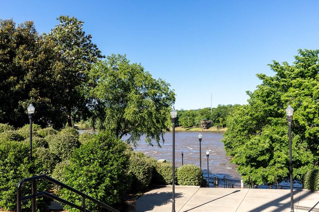 1201 FRONT AVENUE 206