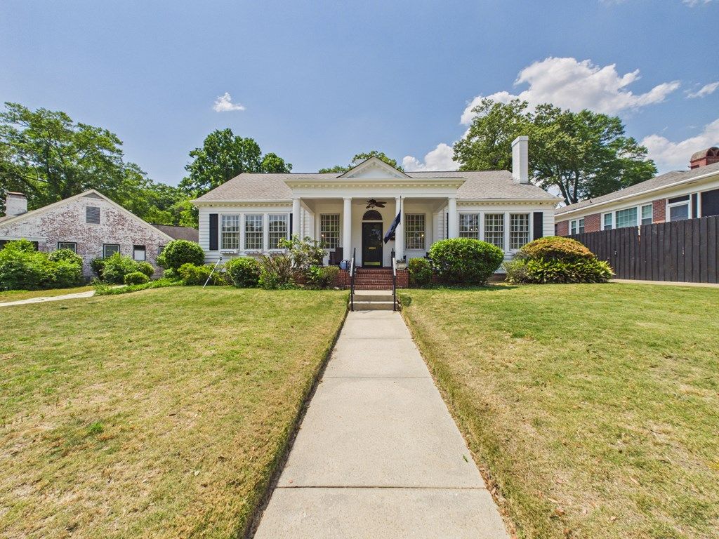 Photo of 2536 Harding Drive, COLUMBUS, GA 31906 (MLS # 231459)