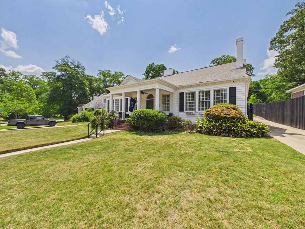 Photo of 2536 Harding Drive, COLUMBUS, GA 31906 (MLS # 231459)