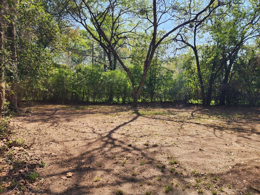 Photo of 926 Brooks Road, COLUMBUS, GA 31903 (MLS # 231303)