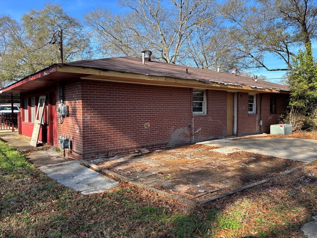Photo of 2002 Somerset Avenue, COLUMBUS, GA 31903 (MLS # 231507)