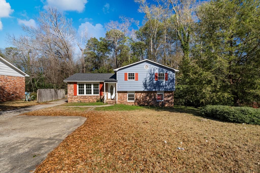 Photo of 10 Kingswood Court, COLUMBUS, GA 31907 (MLS # 231583)