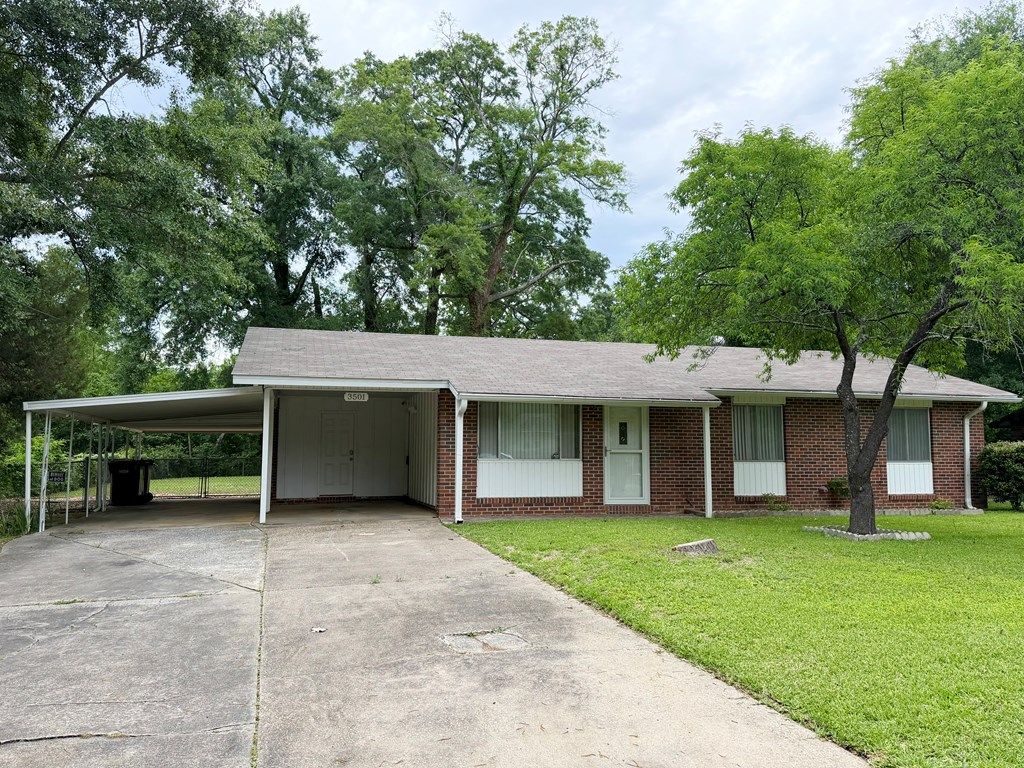 Photo of 3501 Vernon Drive, COLUMBUS, GA 31909 (MLS # 231683)