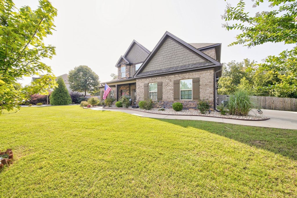 127 HART RIDGE COURT