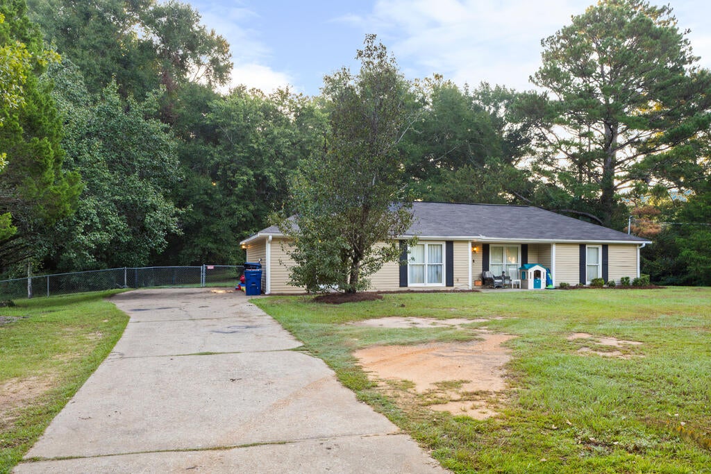 77 LEE ROAD 0600
