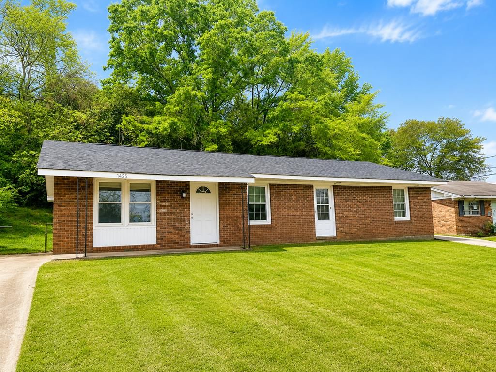 Photo of 1425 Staunton Dr, COLUMBUS, GA 31907 (MLS # 230746)