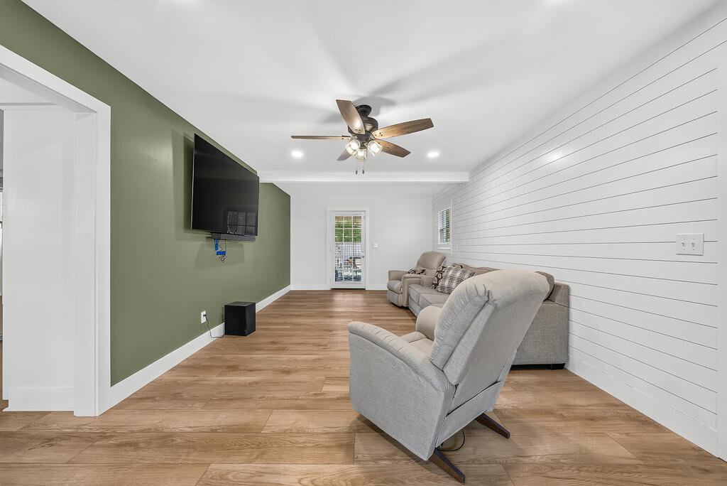 2209 WESSEX DRIVE