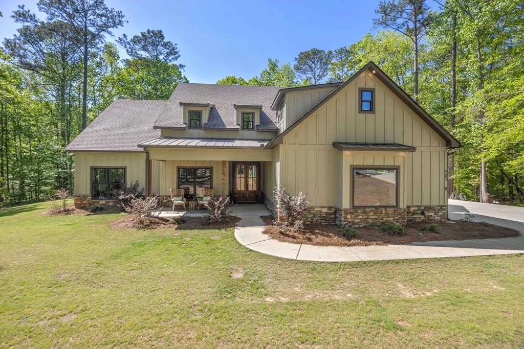 Photo of 521 Cedar Drive, PINE MOUNTAIN, GA 31822 (MLS # 230811)