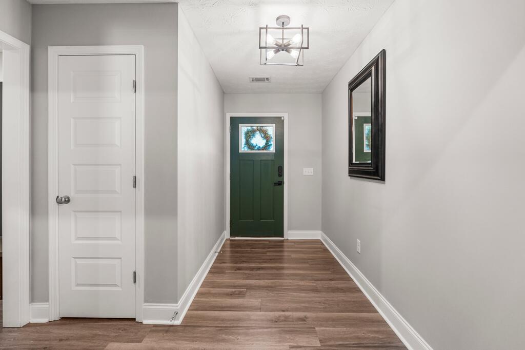 22 IHAGEE CREEK