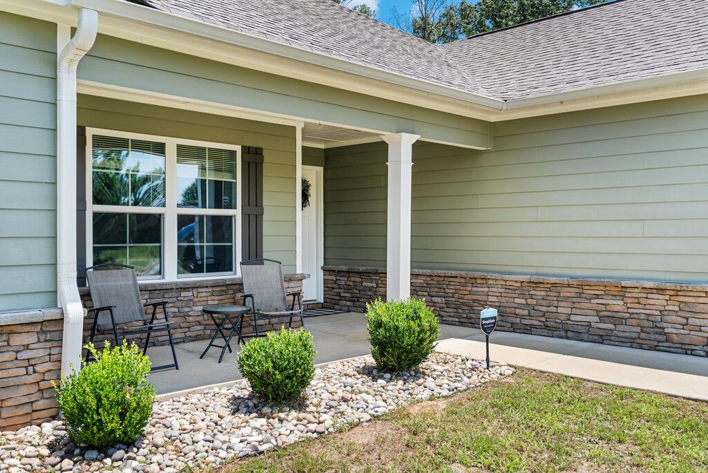 22 IHAGEE CREEK
