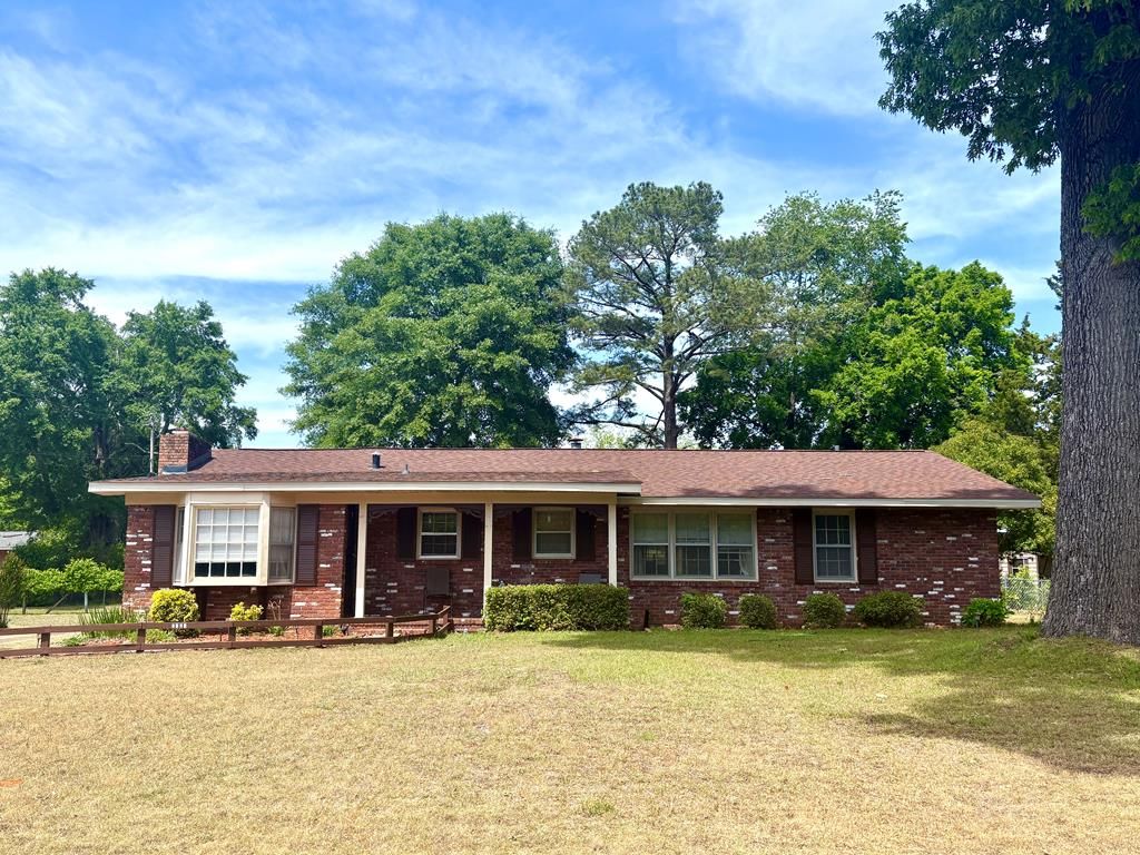 Photo of 1604 46th Street, PHENIX CITY, AL 36867 (MLS # 231100)
