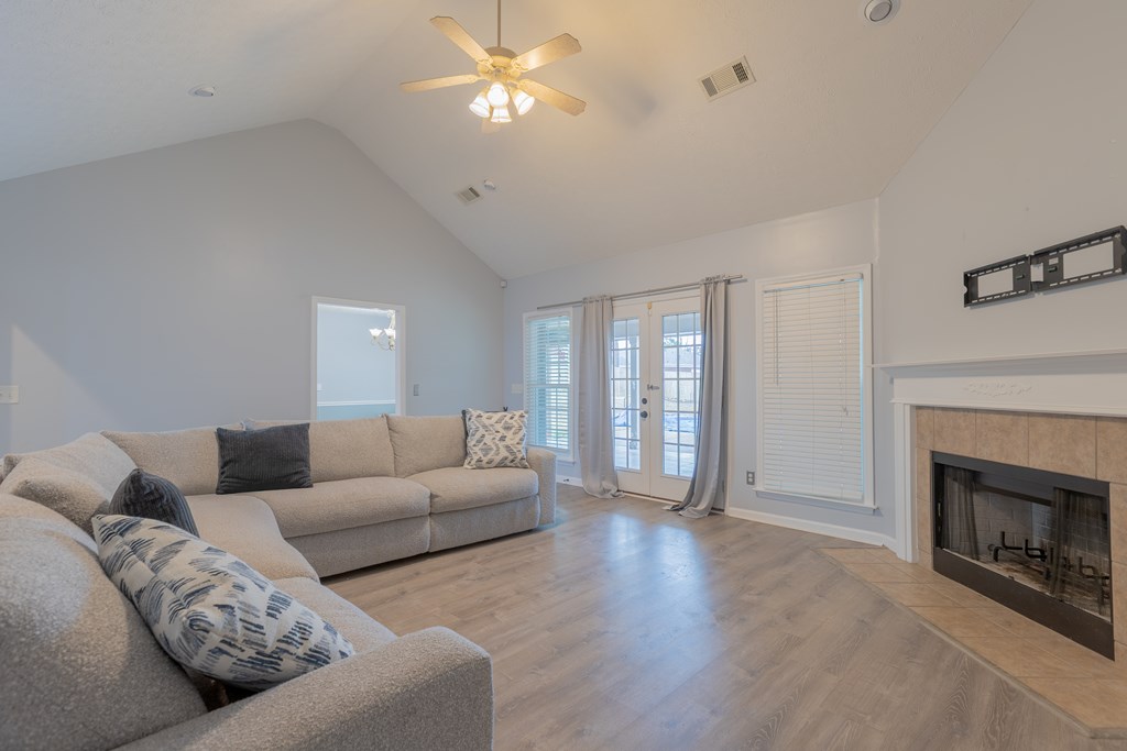 8052 ORCHARD HILL DRIVE