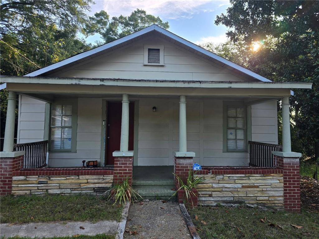 1822 6TH COURT