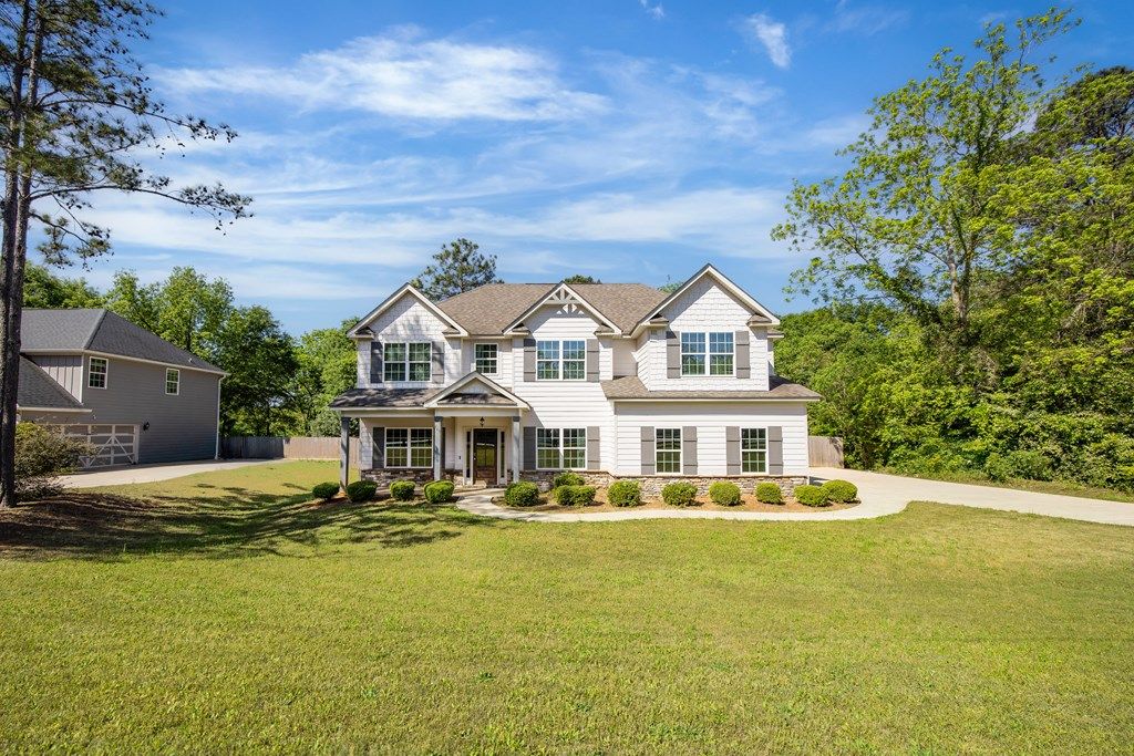 Photo of 745 Mountain View Road, HAMILTON, GA 31811 (MLS # 231385)