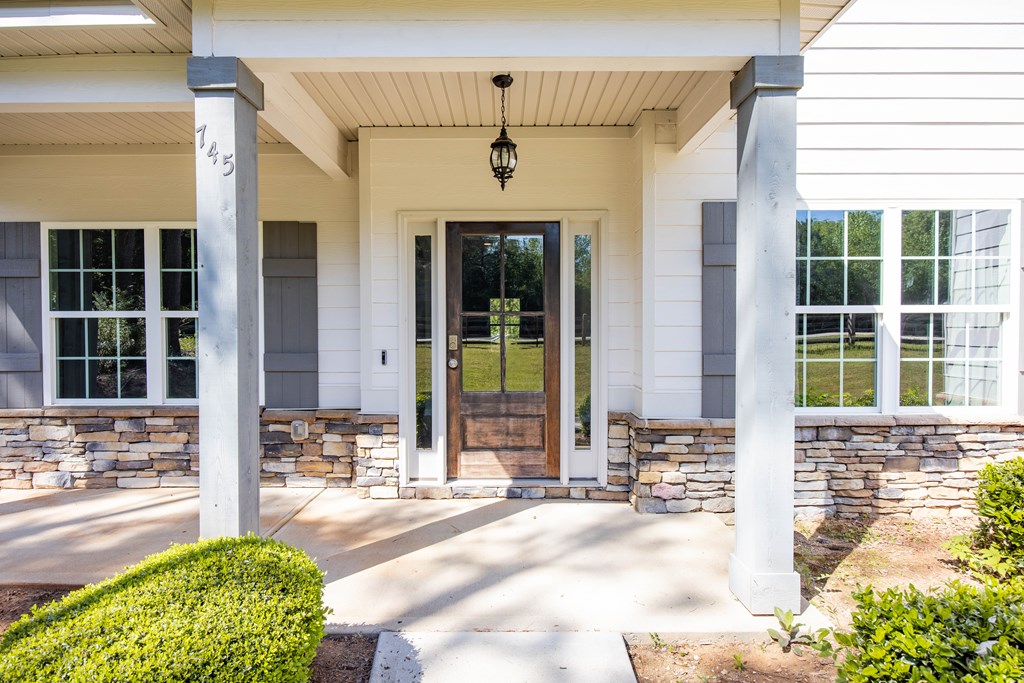 745 MOUNTAIN VIEW ROAD