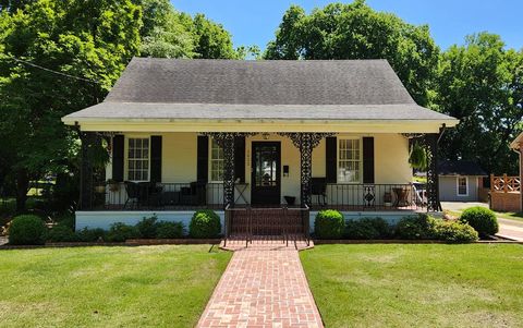 Photo of 1622 Crest Drive, COLUMBUS, GA 31906 (MLS # 231084)