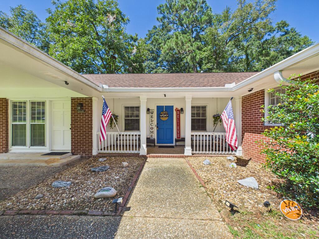 5531 EMILY DRIVE