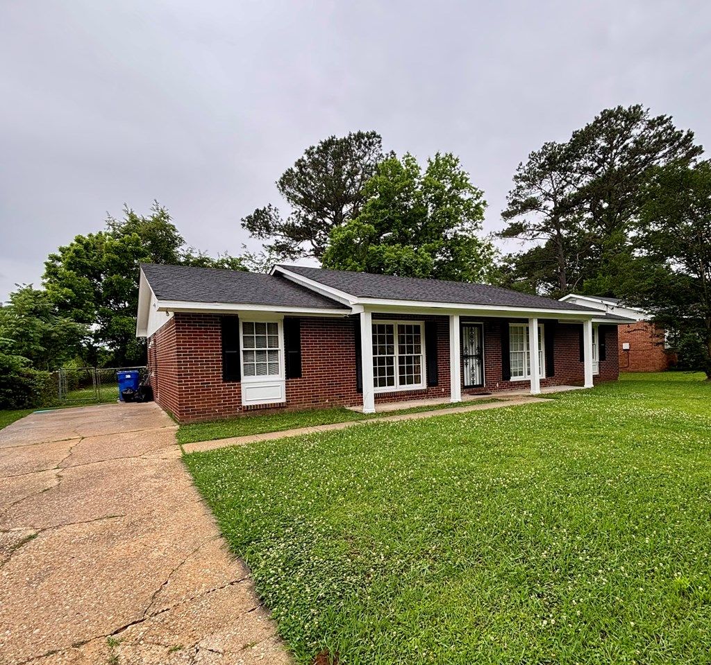 Photo of 2866 Luckie Street, COLUMBUS, GA 31903 (MLS # 231740)