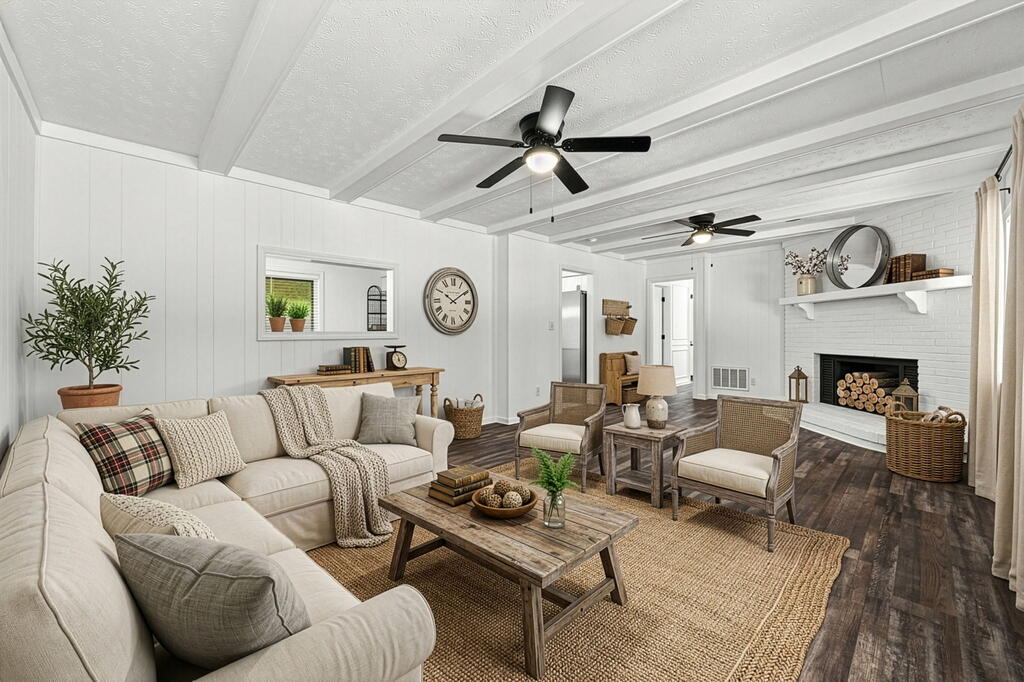1053 AMBER DRIVE
