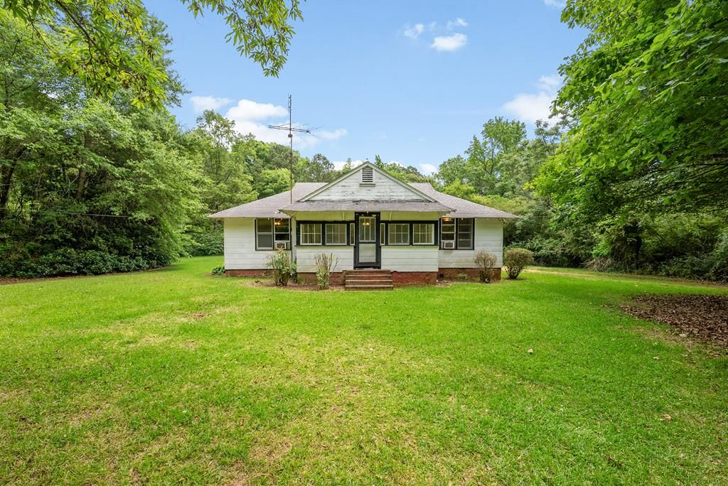 Photo of 71 Fogal Street, PINE MOUNTAIN VALLEY, GA 31823 (MLS # 231672)