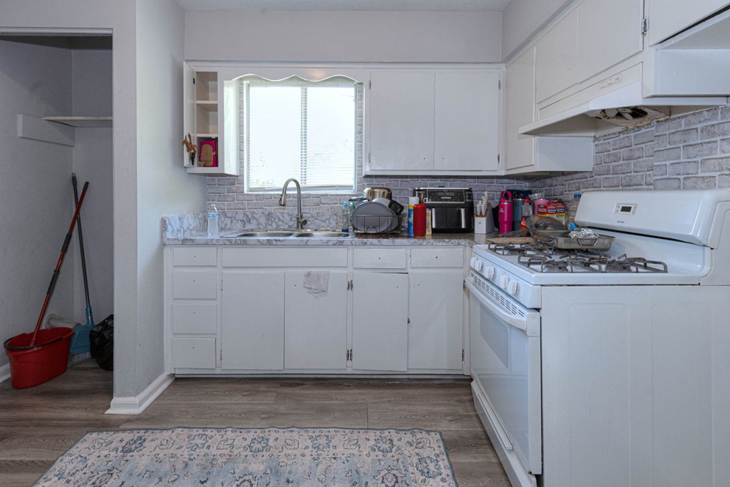 1346 CHALBENA AVENUE