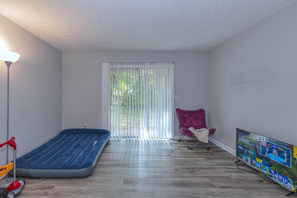 1346 CHALBENA AVENUE