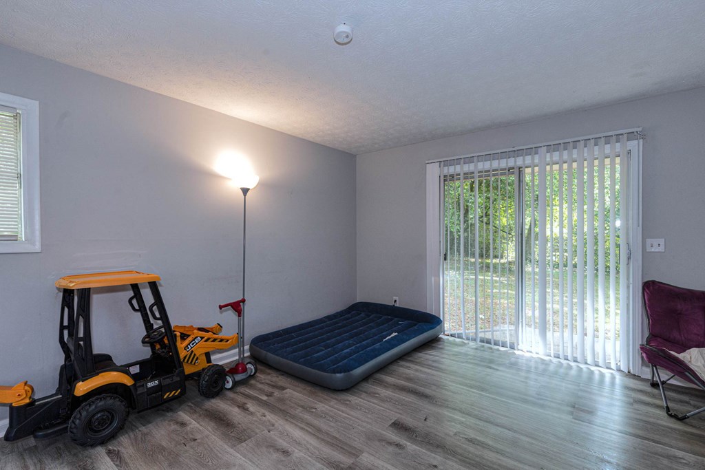 1346 CHALBENA AVENUE