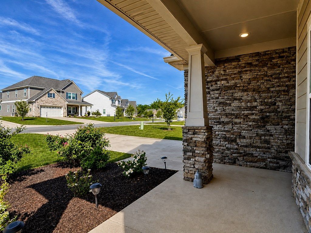 Photo of 190 Red Oak Place, SMITHS STATION, AL 36877 (MLS # 231588)
