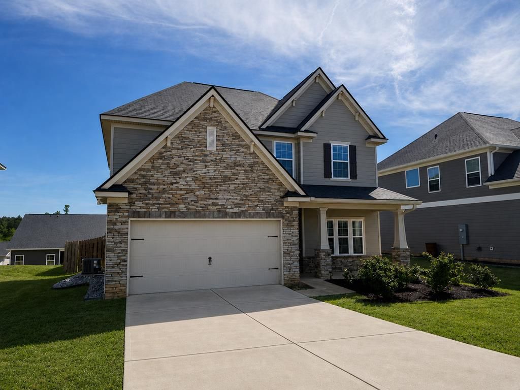 Photo of 190 Red Oak Place, SMITHS STATION, AL 36877 (MLS # 231588)