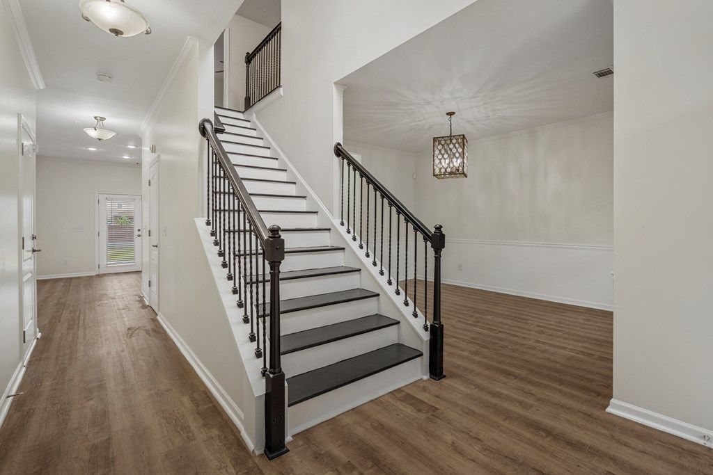 Photo of 28 Trafford Trail, PHENIX CITY, AL 36870 (MLS # 231686)