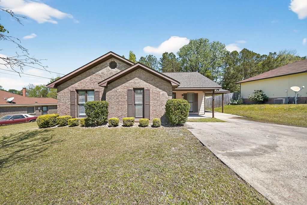 Photo of 6207 Georgetown Drive, COLUMBUS, GA 31907 (MLS # 230777)