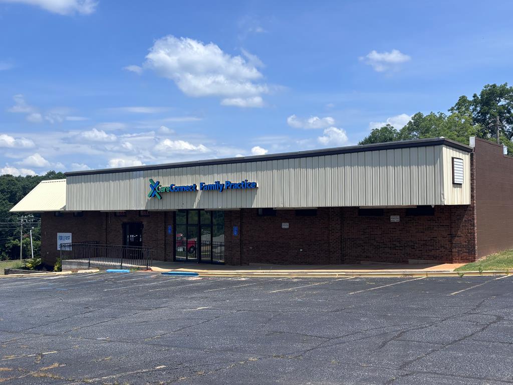 Photo 1 of 18 — 112 W 6TH AVENUE, BUENA VISTA, GA 31803