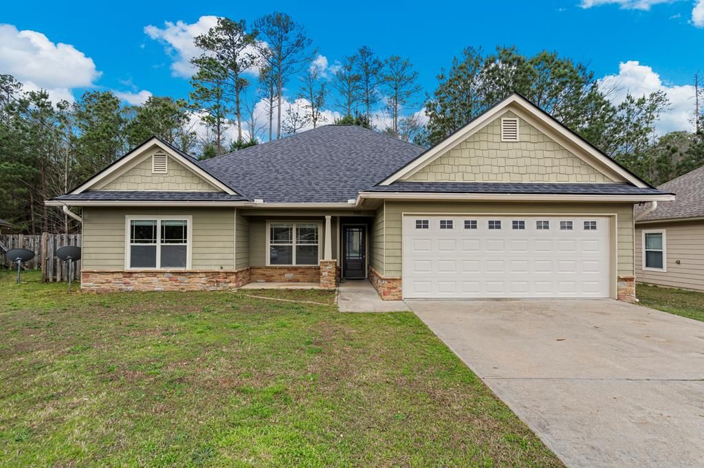 Photo of 442 Lee Road 2170, PHENIX CITY, AL 36870 (MLS # 231704)