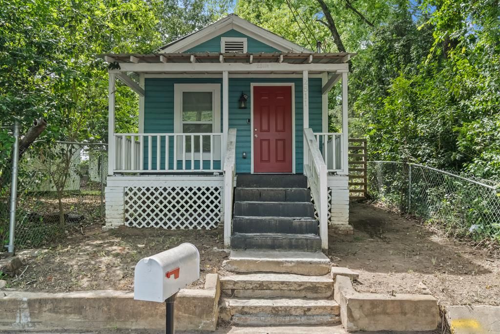 Photo of 2511 3rd Avenue, COLUMBUS, GA 31904 (MLS # 231340)