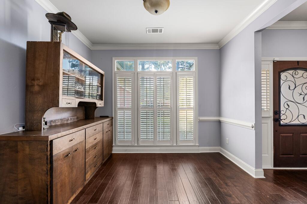 103 BRIDLE PATH
