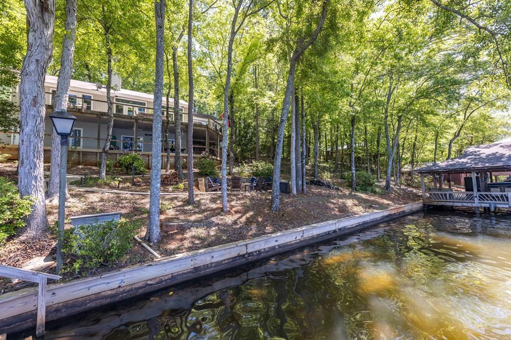 1710 QUAIL HOLLOW DRIVE