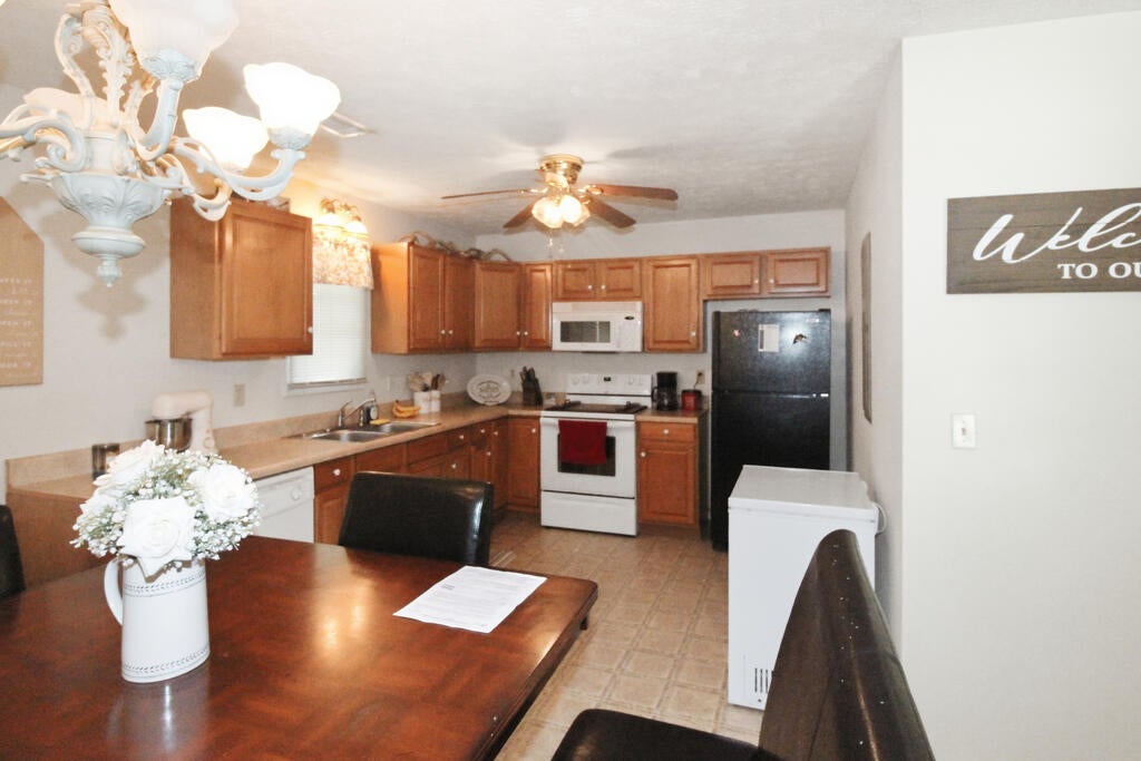 213 HILL TOP DRIVE