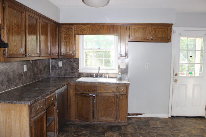 6101 BRITTANY COURT
