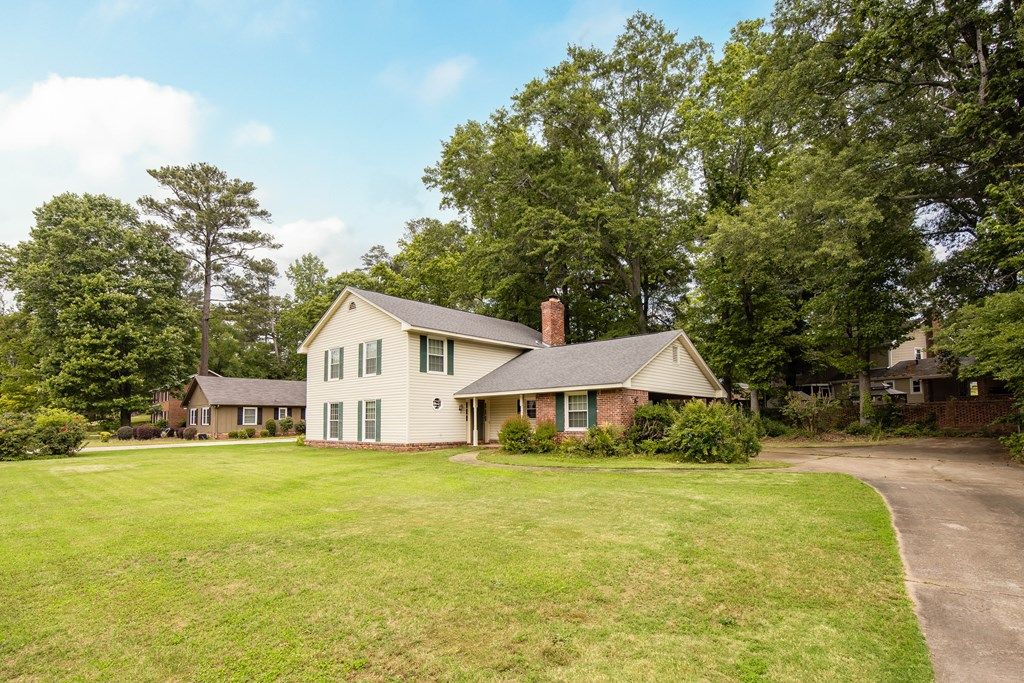 Photo of 5818 Winvelly Drive, COLUMBUS, GA 31909 (MLS # 231753)